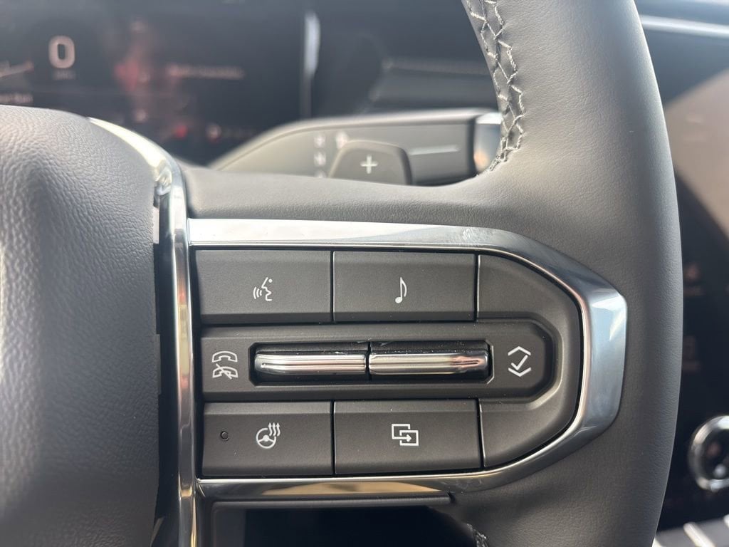 2026 GMC Acadia Elevation - Photo 17