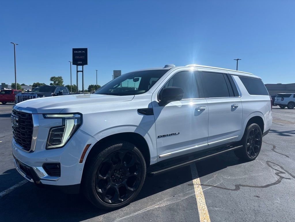 2026 GMC Yukon Denali AWD's photo