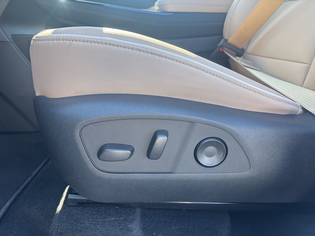 2026 Buick Enclave Preferred - Photo 18
