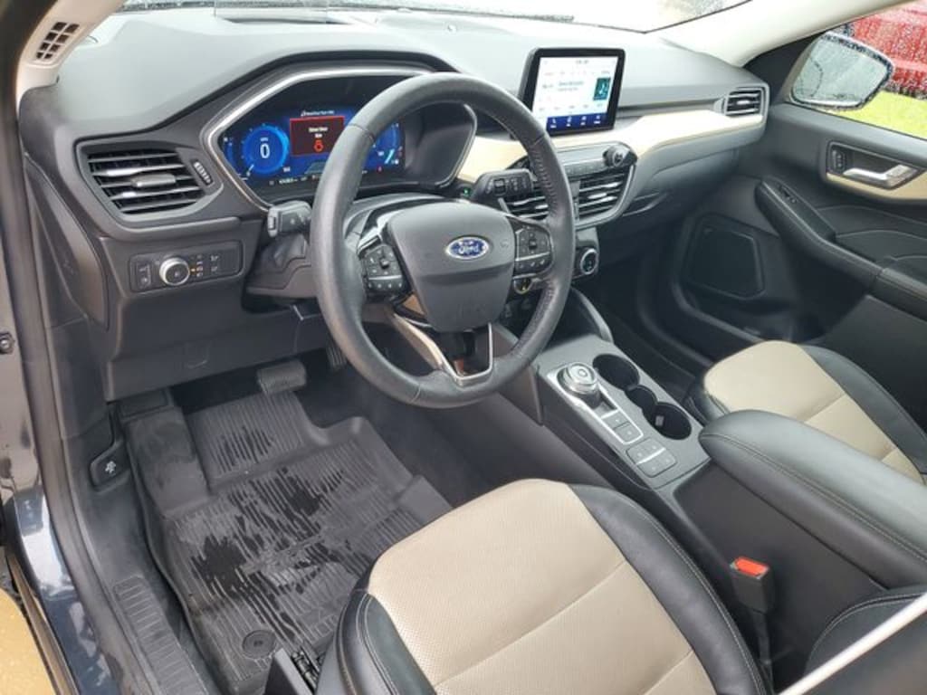 Used 2022 Ford Escape Plug-In Hybrid Titanium SUV