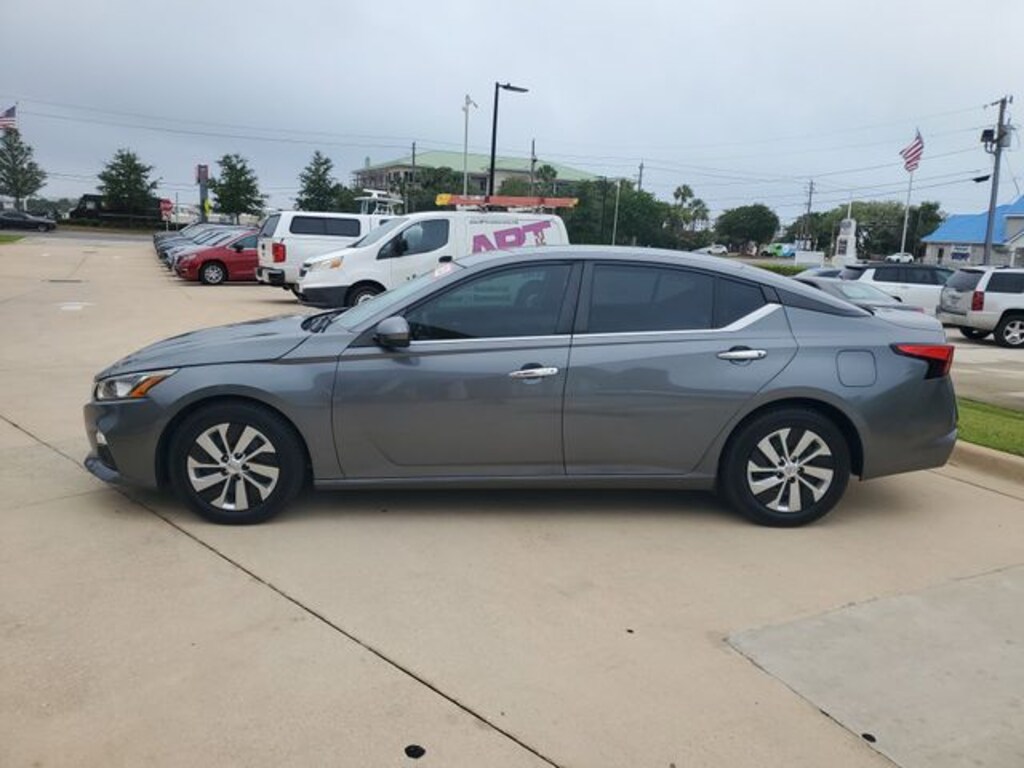 Used 2019 Nissan Altima 2.5 S Sedan