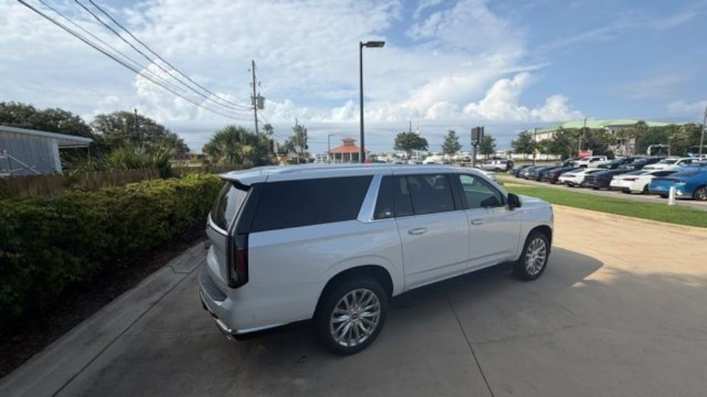 Used 2023 Cadillac Escalade ESV Premium SUV