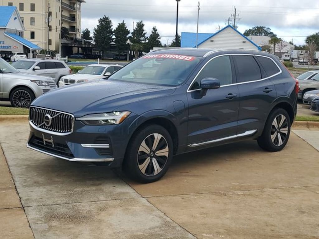 Used 2023 Volvo XC60 Recharge Plug-In Hybrid T8 Plus Bright Theme SUV
