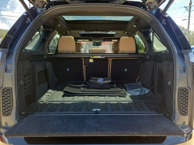 2023 Land Rover Discovery Metropolitan Edition - Photo 34