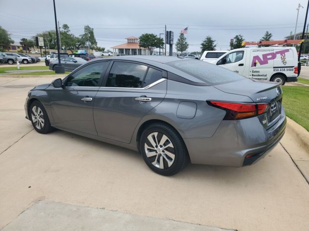 Used 2019 Nissan Altima 2.5 S Sedan