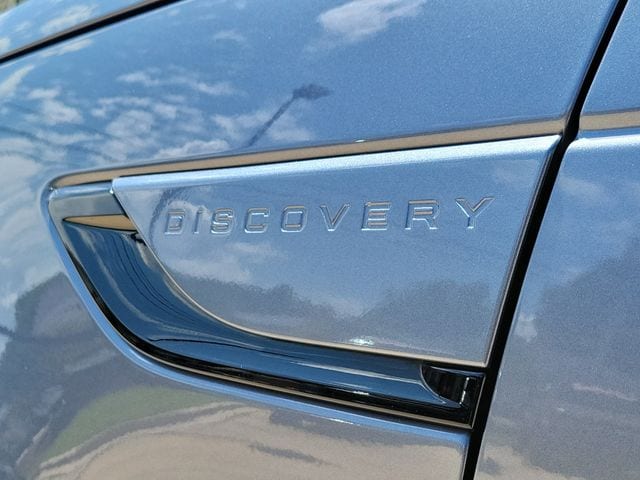 2023 Land Rover Discovery Metropolitan Edition - Photo 33