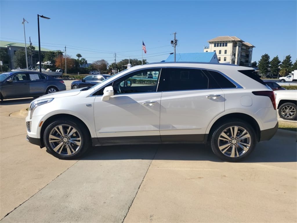Used 2025 Cadillac XT5 Premium Luxury SUV