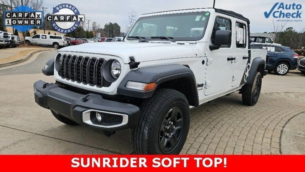 Used 2024 Jeep Gladiator Sport Truck