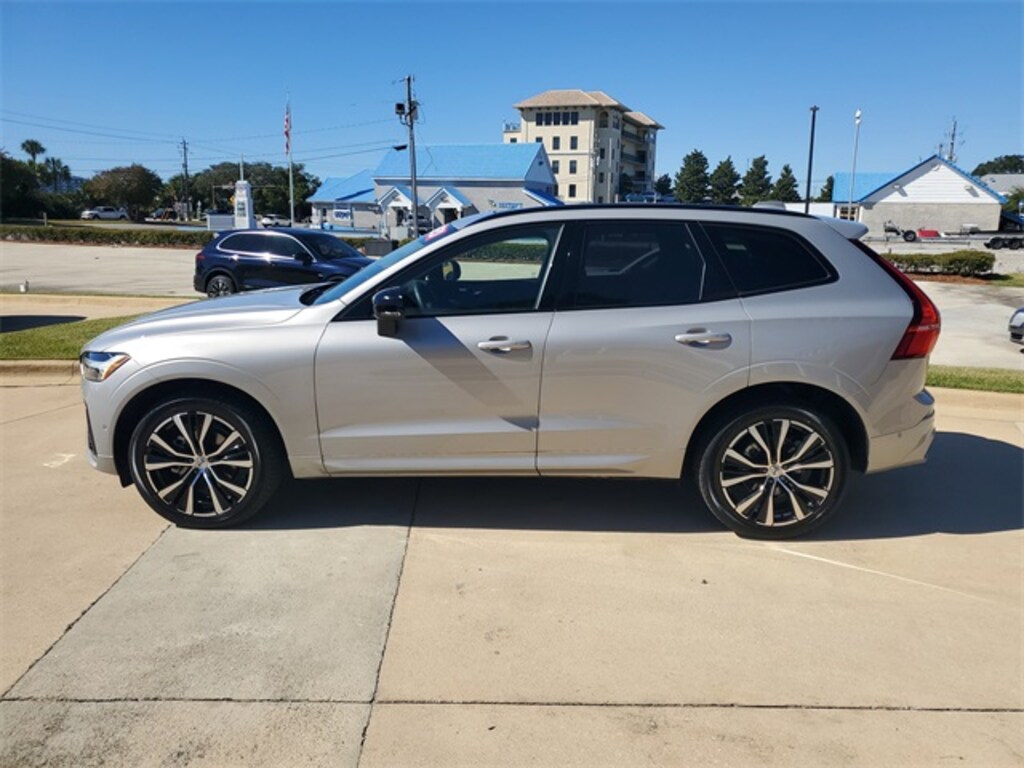 Used 2025 Volvo XC60 B5 Plus SUV