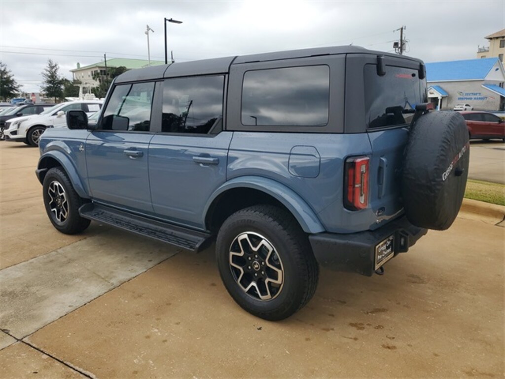 Used 2025 Ford Bronco Outer Banks SUV