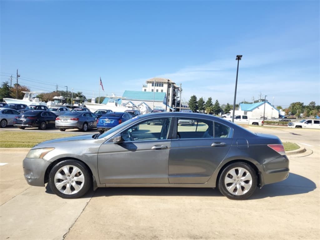 Used 2010 Honda Accord EX-L Sedan