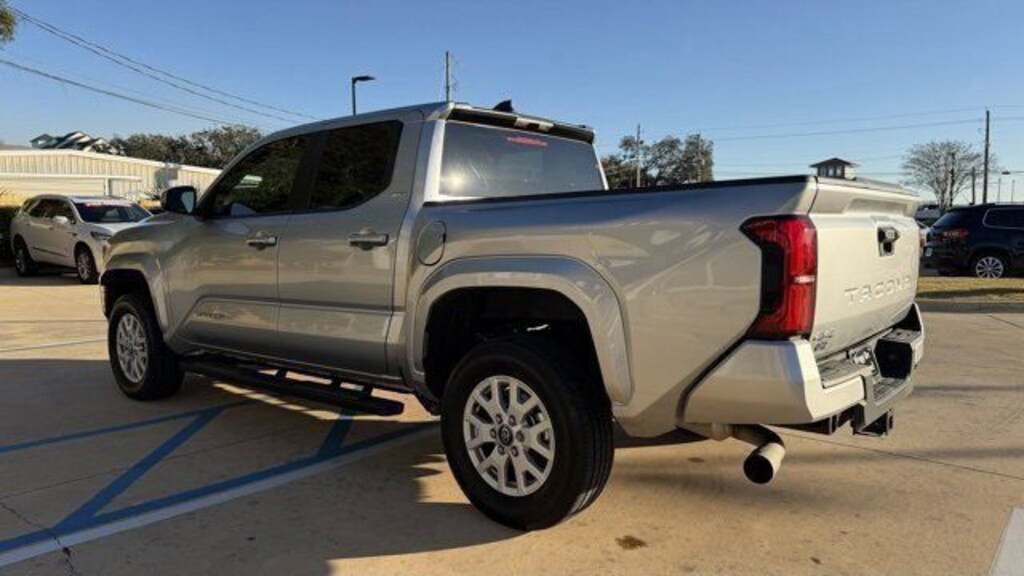 Used 2024 Toyota Tacoma SR5 Truck