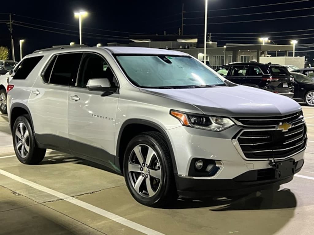 Used 2021 Chevrolet Traverse LT Leather SUV