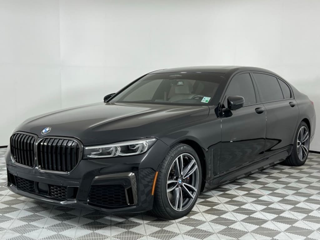 Used 2022 BMW 750i xDrive Sedan