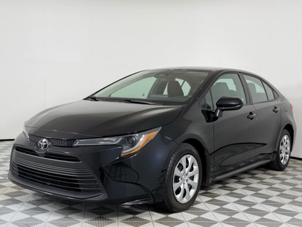 Used 2024 Toyota Corolla LE Sedan