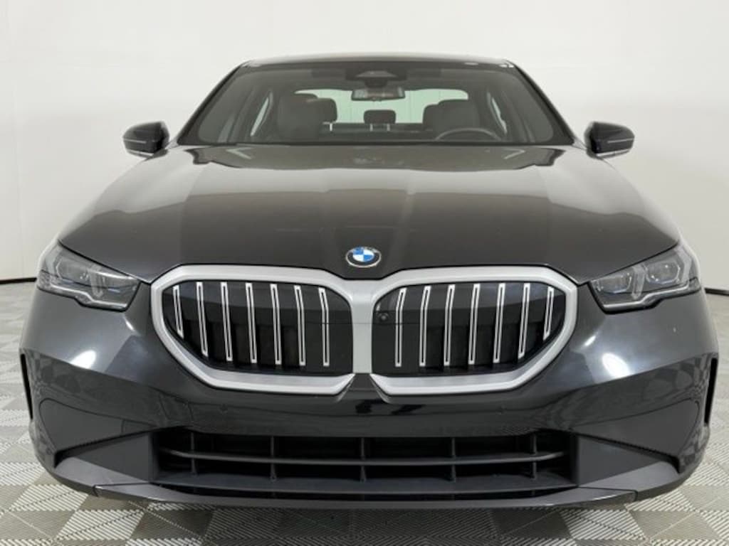Used 2025 BMW 530i Sedan