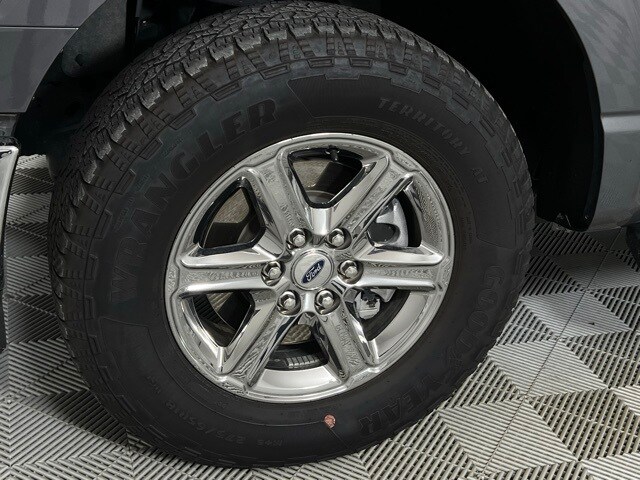 2024 Ford F-150 XLT photo 3