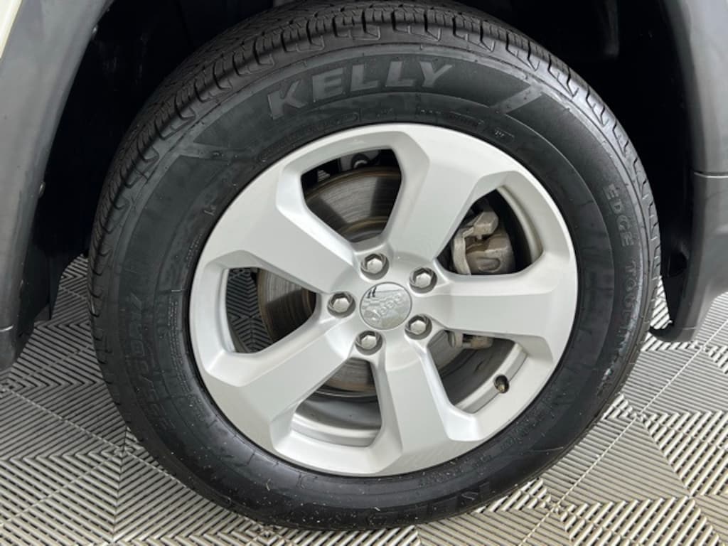 Used 2019 Jeep Compass Latitude 4x4 SUV