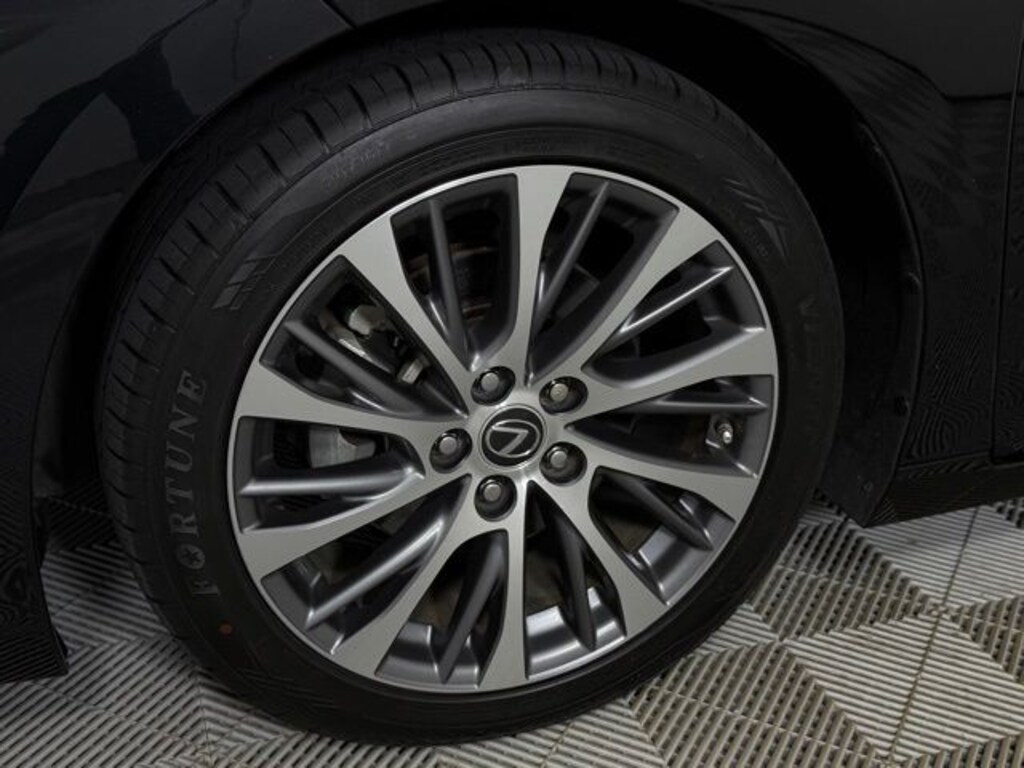 Used 2019 Lexus ES 350 Luxury Sedan
