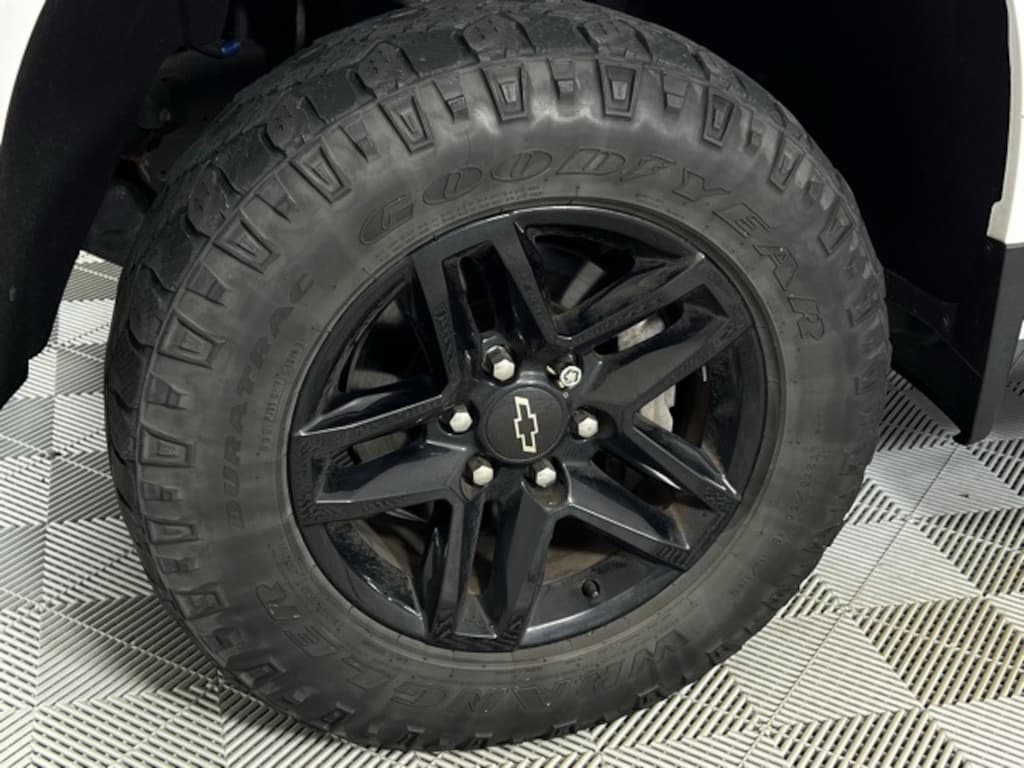 Used 2019 Chevrolet Silverado 1500 Silverado Custom Trail Boss Truck Crew Cab