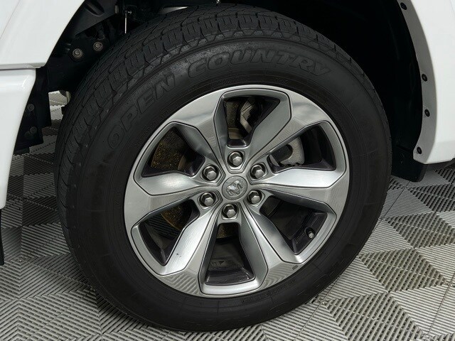 2022 Ram 1500 Limited photo 3