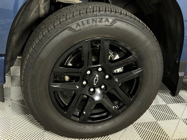 2024 Chevrolet Silverado 1500 Custom photo 3