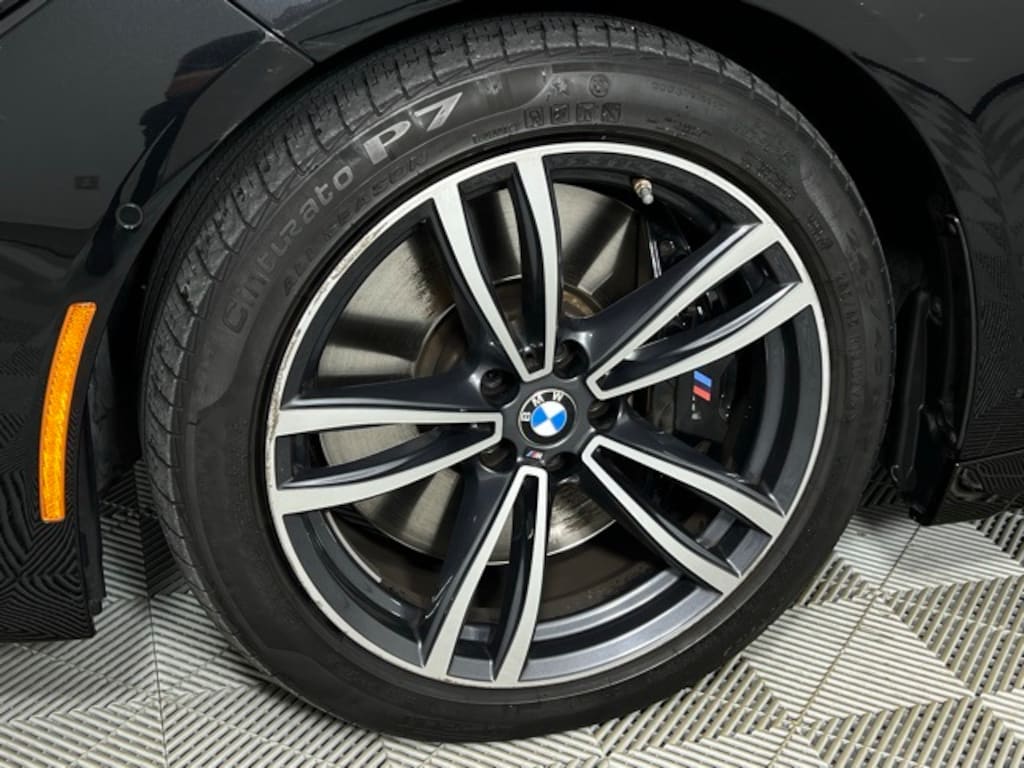 Used 2022 BMW 750i xDrive Sedan