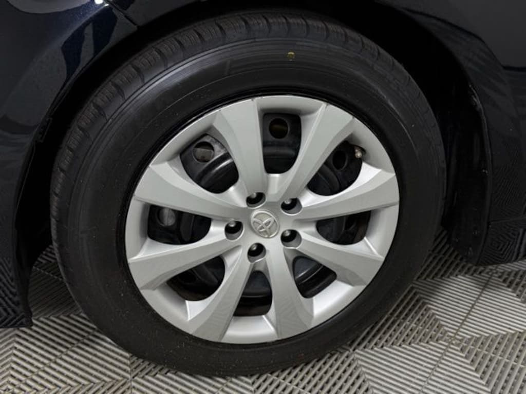 Used 2024 Toyota Corolla LE Sedan