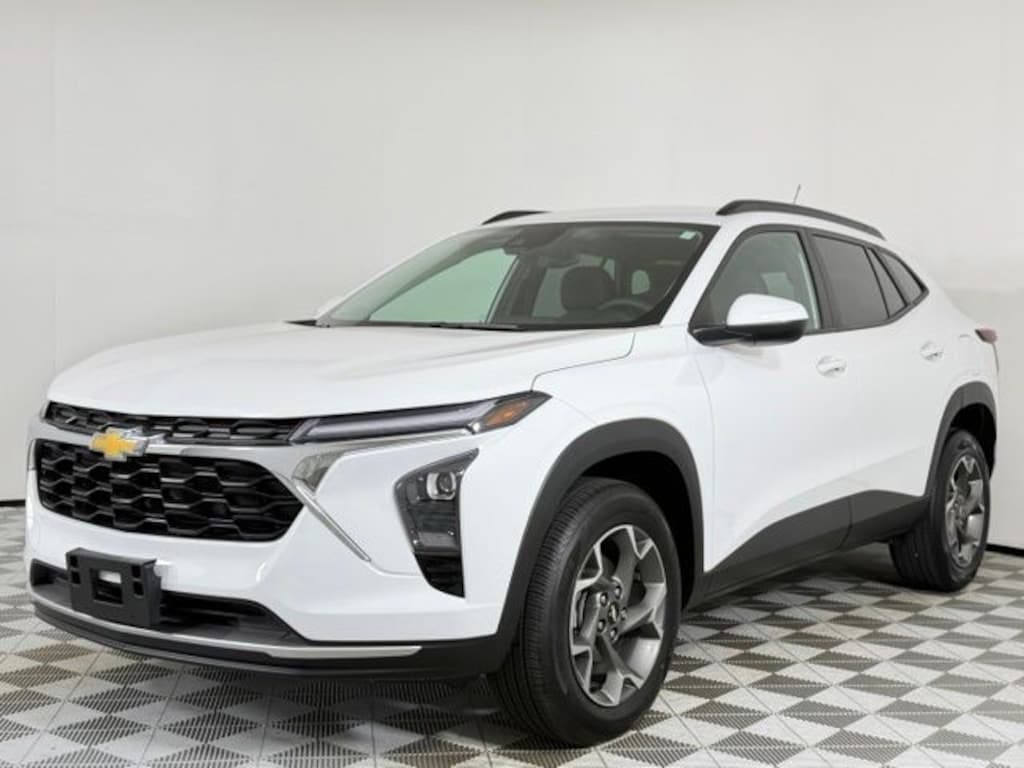 Used 2024 Chevrolet Trax LT SUV