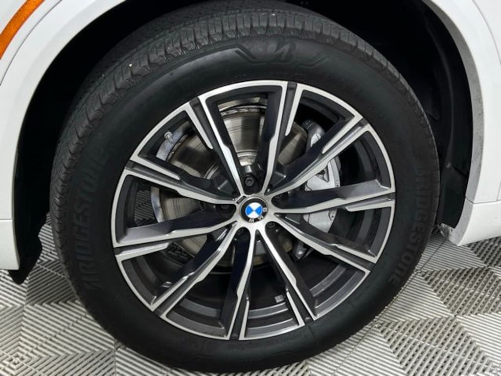 Certified 2025 BMW X5 xDrive40i SUV