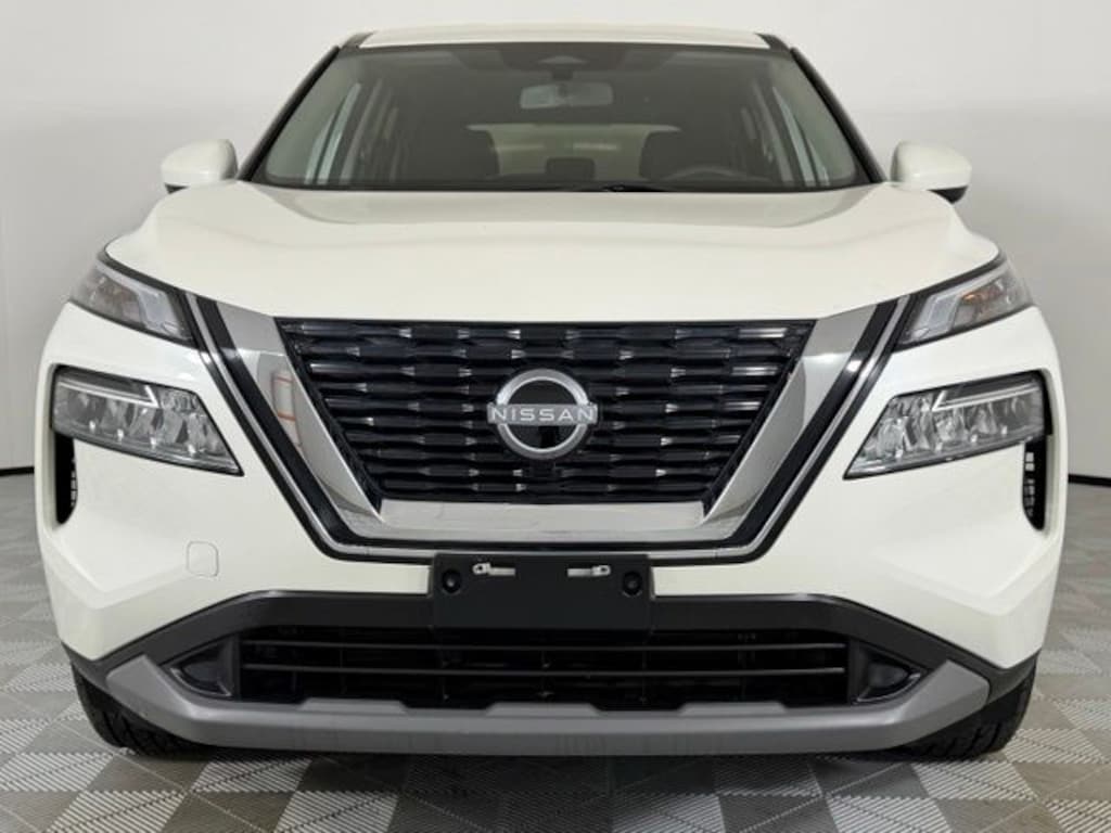 Used 2023 Nissan Rogue SV SUV