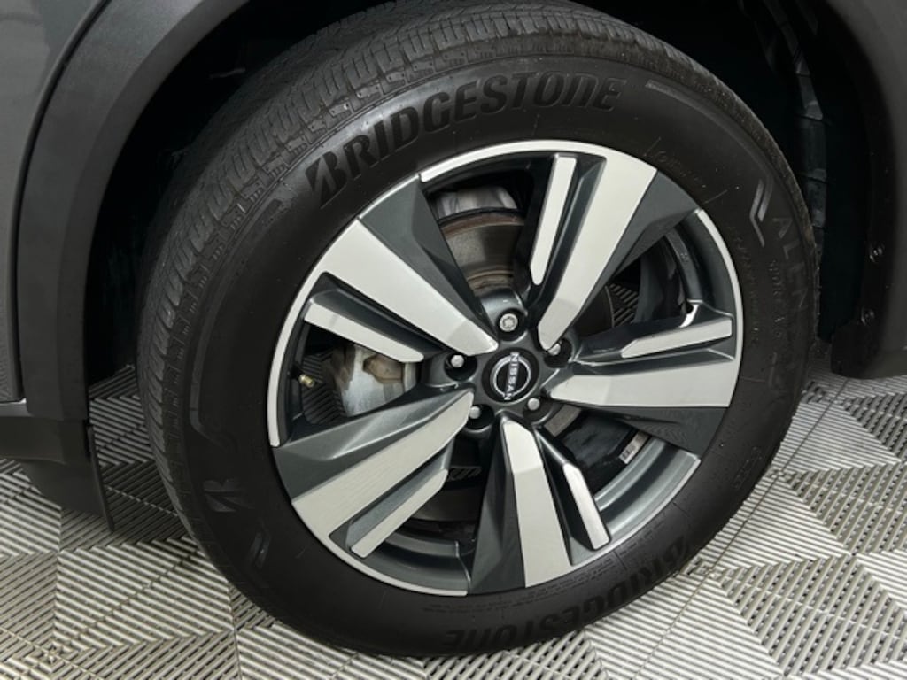 Used 2023 Nissan Rogue SL SUV