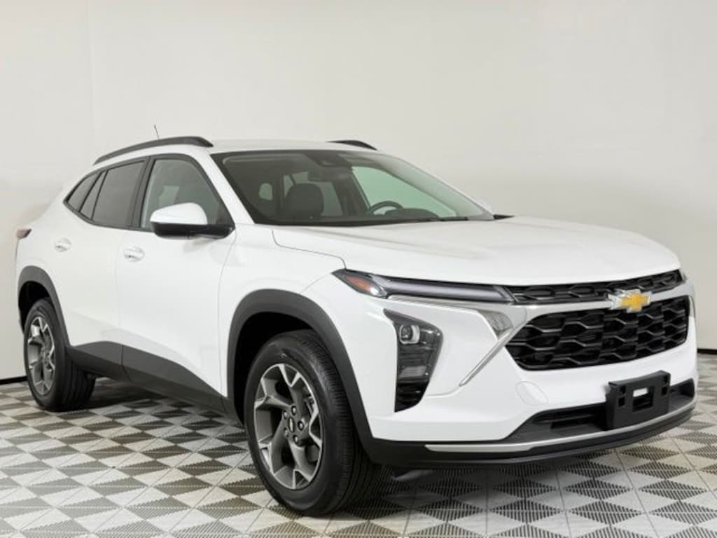 Used 2024 Chevrolet Trax LT SUV