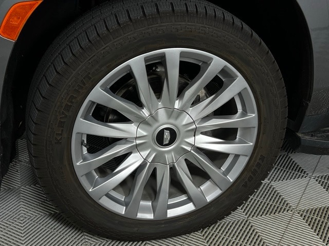 2021 Cadillac Escalade ESV ESV Luxury photo 3