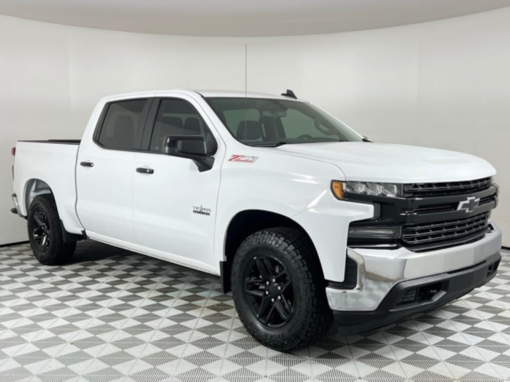 Used 2021 Chevrolet Silverado 1500 LT Truck Crew Cab