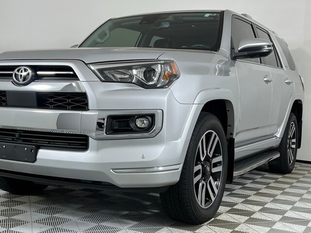 2023 Toyota 4Runner Limited photo 4