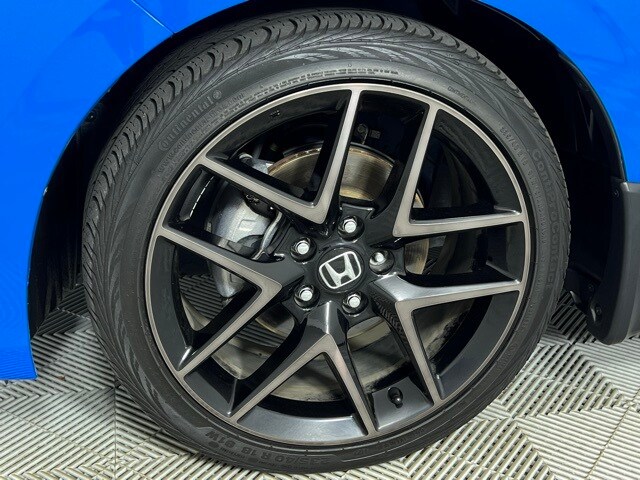 2023 Honda Civic Sport Touring Hatchback photo 3
