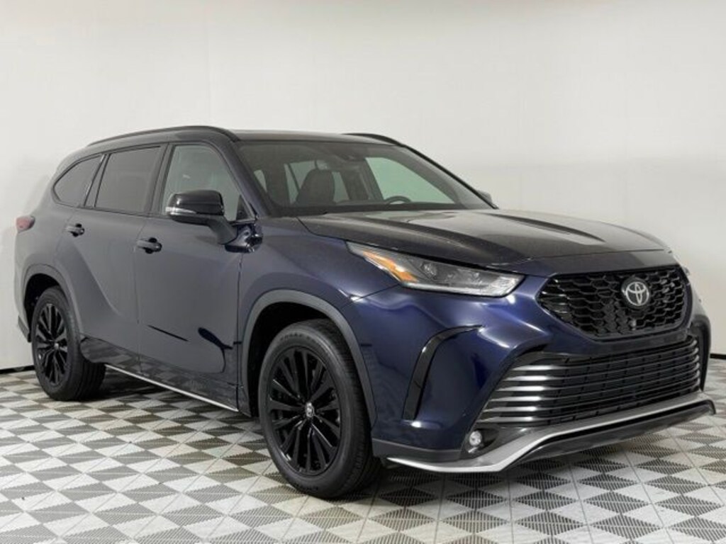 Used 2025 Toyota Highlander XSE SUV