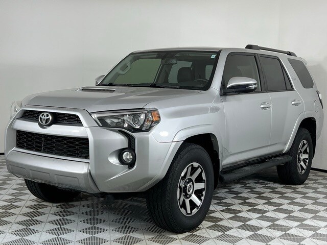 2019 Toyota 4Runner TRD photo 3