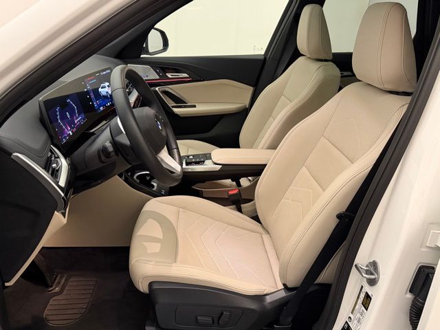 2025 BMW X1 28i - Photo 14