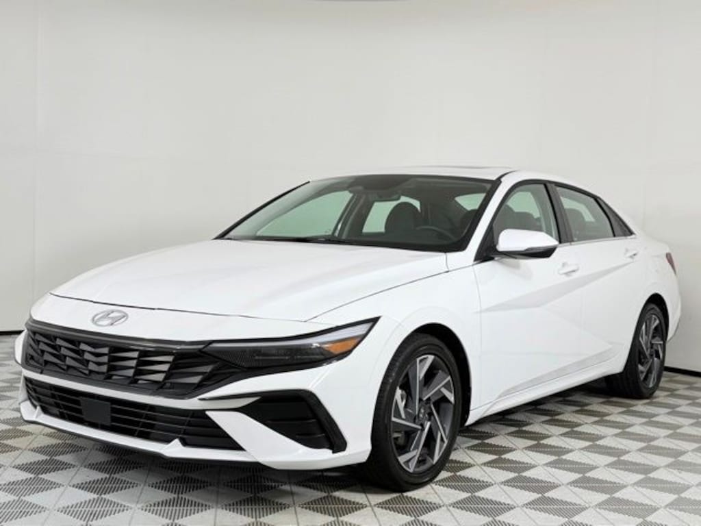 Used 2025 Hyundai Elantra Limited Sedan