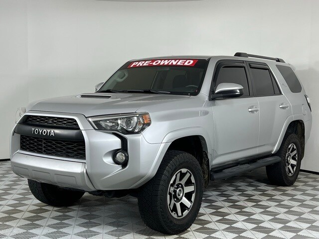 2019 Toyota 4Runner TRD photo 3