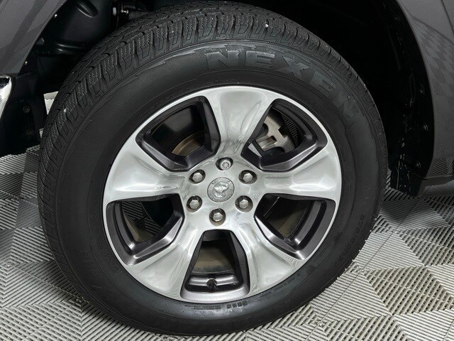 2021 Ram 1500 Laramie photo 3