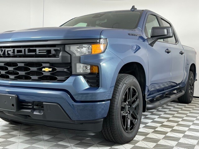 2024 Chevrolet Silverado 1500 Custom photo 4
