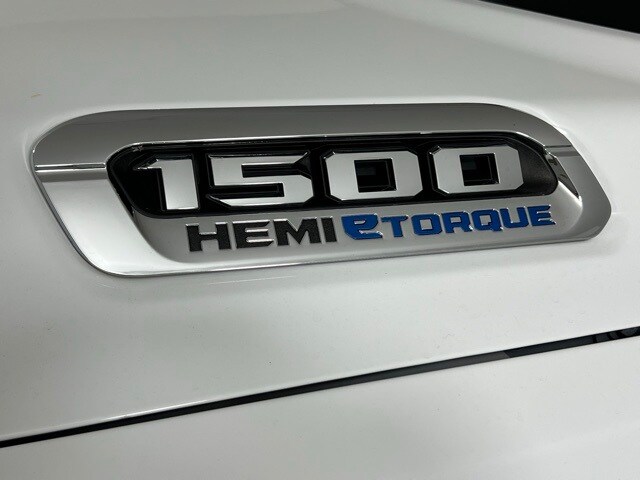 2022 Ram 1500 Limited photo 4