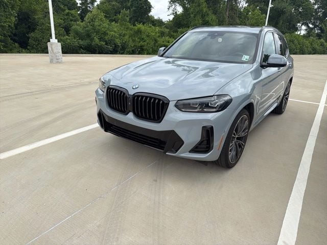 2023 BMW X3 sDrive30i's photo