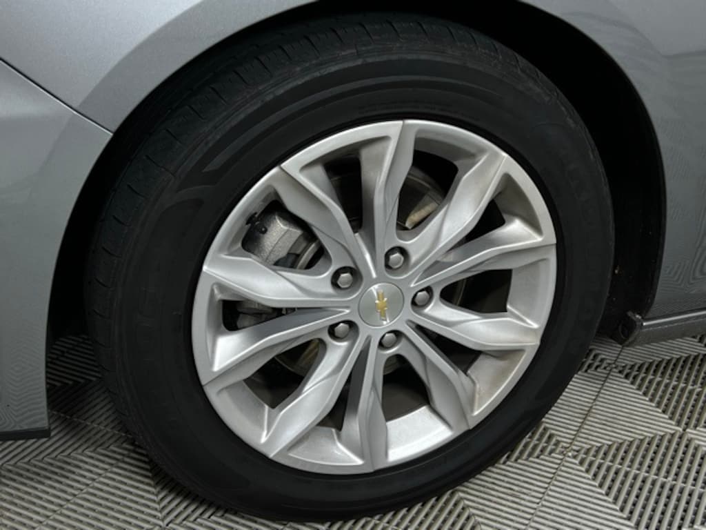 Used 2024 Chevrolet Malibu 1LT Sedan