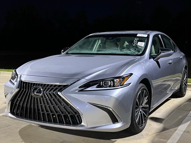 2024 Lexus ES 350 Premium photo 3