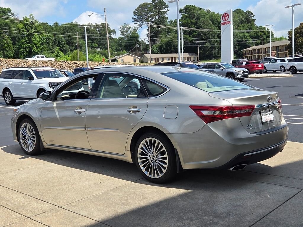 Used 2017 Toyota Avalon Limited Sedan