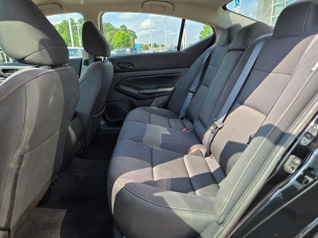 2025 Nissan Altima SV - Photo 14